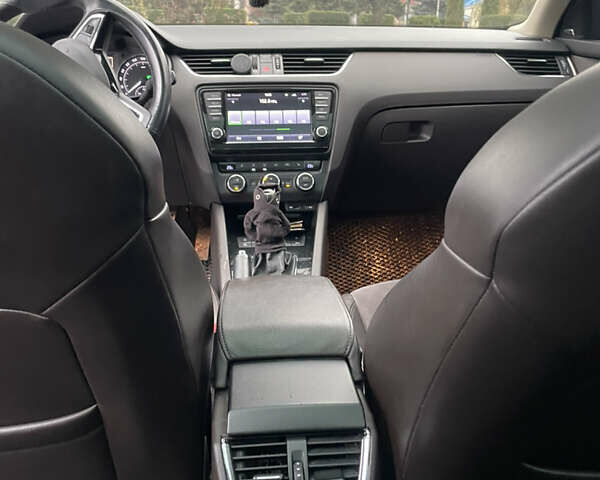 Білий Шкода Октавія, об'ємом двигуна 1.97 л та пробігом 284 тис. км за 14700 $, фото 10 на Automoto.ua