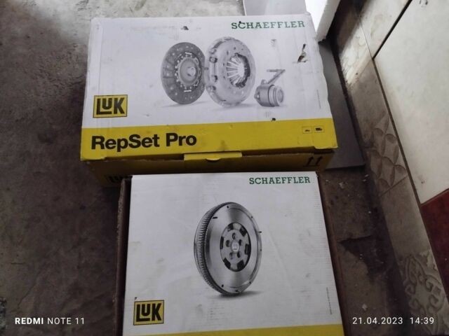 Белый Шкода Октавия, объемом двигателя 2 л и пробегом 348 тыс. км за 13700 $, фото 9 на Automoto.ua
