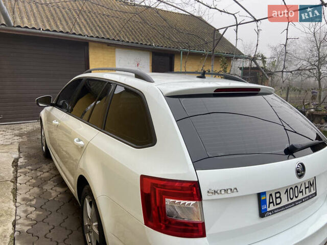 Белый Шкода Октавия, объемом двигателя 1.6 л и пробегом 273 тыс. км за 12399 $, фото 5 на Automoto.ua