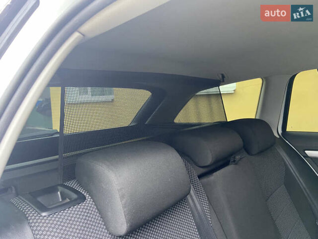 Белый Шкода Октавия, объемом двигателя 1.6 л и пробегом 273 тыс. км за 12399 $, фото 8 на Automoto.ua