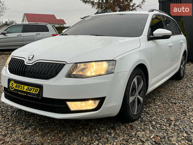 Белый Шкода Октавия, объемом двигателя 1.6 л и пробегом 260 тыс. км за 10999 $, фото 2 на Automoto.ua