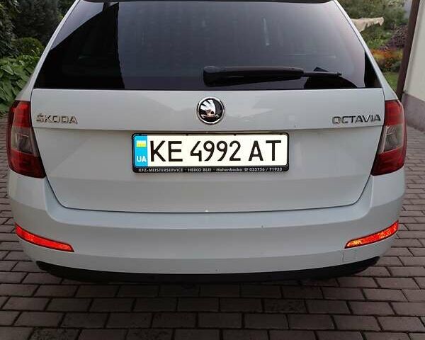 Белый Шкода Октавия, объемом двигателя 1.97 л и пробегом 250 тыс. км за 15200 $, фото 6 на Automoto.ua