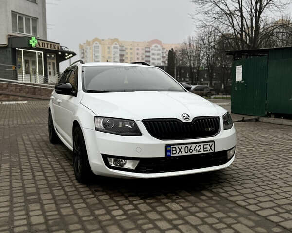 Белый Шкода Октавия, объемом двигателя 1.6 л и пробегом 253 тыс. км за 10500 $, фото 9 на Automoto.ua