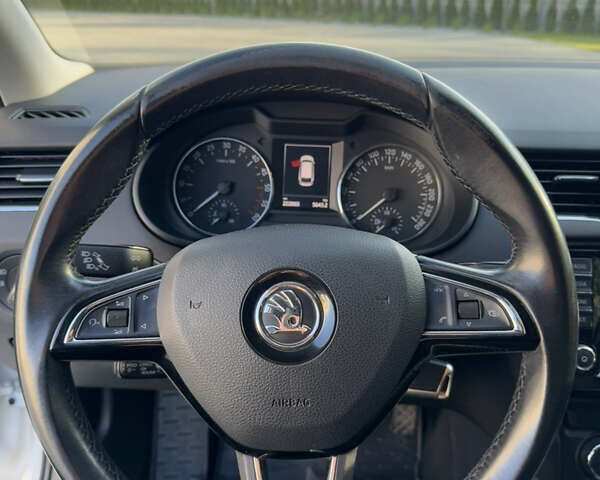 Білий Шкода Октавія, об'ємом двигуна 1.97 л та пробігом 225 тис. км за 12600 $, фото 32 на Automoto.ua