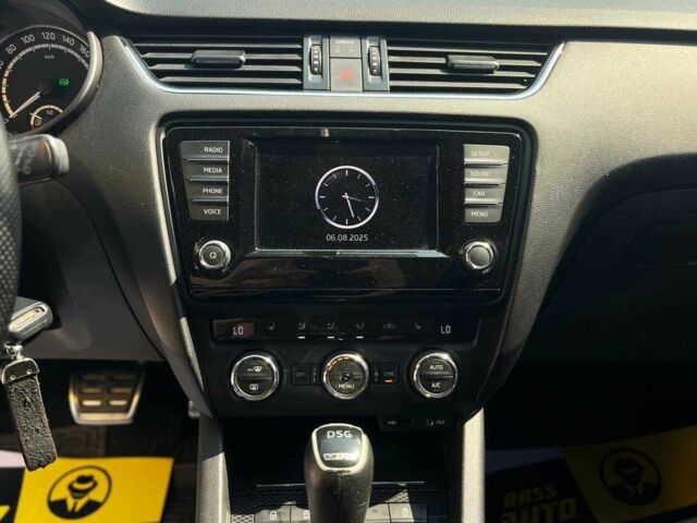 Білий Шкода Октавія, об'ємом двигуна 2 л та пробігом 313 тис. км за 13700 $, фото 21 на Automoto.ua