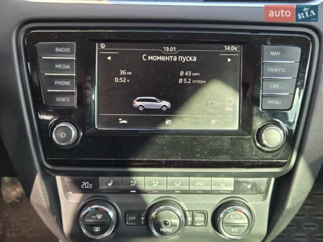 Белый Шкода Октавия, объемом двигателя 1.6 л и пробегом 305 тыс. км за 9200 $, фото 23 на Automoto.ua