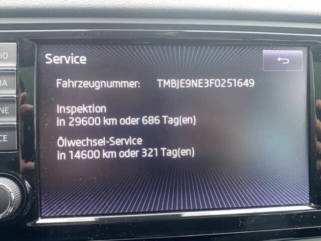 Белый Шкода Октавия, объемом двигателя 2 л и пробегом 74 тыс. км за 6000 $, фото 9 на Automoto.ua