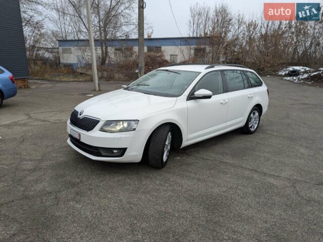 Білий Шкода Октавія, об'ємом двигуна 1.4 л та пробігом 206 тис. км за 12100 $, фото 2 на Automoto.ua