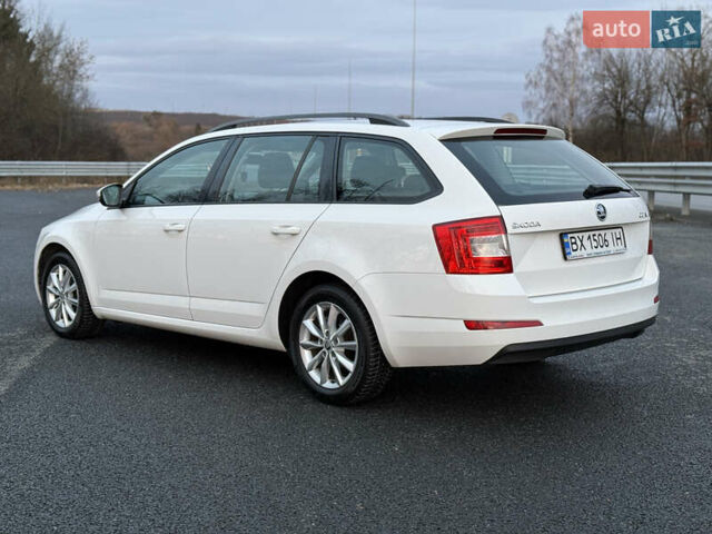 Белый Шкода Октавия, объемом двигателя 1.6 л и пробегом 283 тыс. км за 9800 $, фото 4 на Automoto.ua