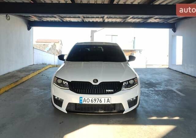 Белый Шкода Октавия, объемом двигателя 2 л и пробегом 307 тыс. км за 13500 $, фото 10 на Automoto.ua