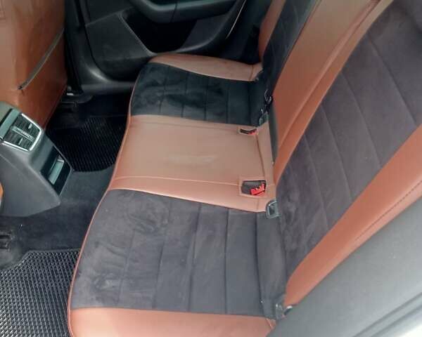 Білий Шкода Октавія, об'ємом двигуна 1.97 л та пробігом 328 тис. км за 11600 $, фото 17 на Automoto.ua