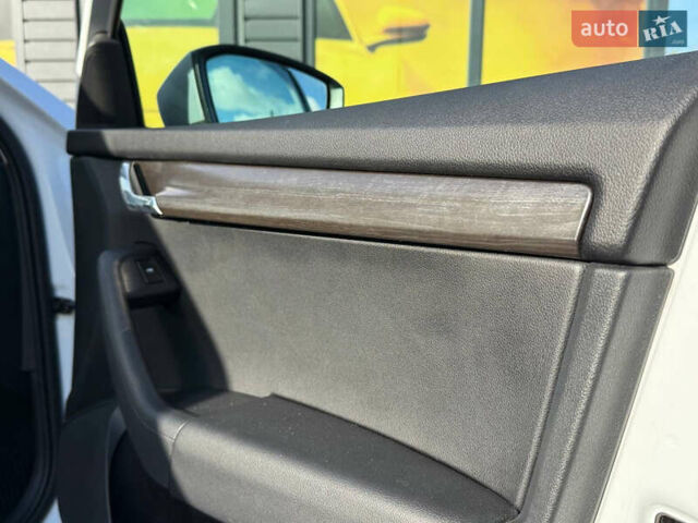 Білий Шкода Октавія, об'ємом двигуна 2 л та пробігом 234 тис. км за 14999 $, фото 44 на Automoto.ua