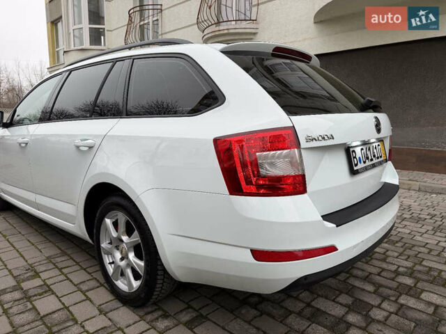 Білий Шкода Октавія, об'ємом двигуна 1.97 л та пробігом 260 тис. км за 11500 $, фото 3 на Automoto.ua