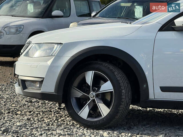 Белый Шкода Октавия, объемом двигателя 1.97 л и пробегом 234 тыс. км за 14999 $, фото 13 на Automoto.ua