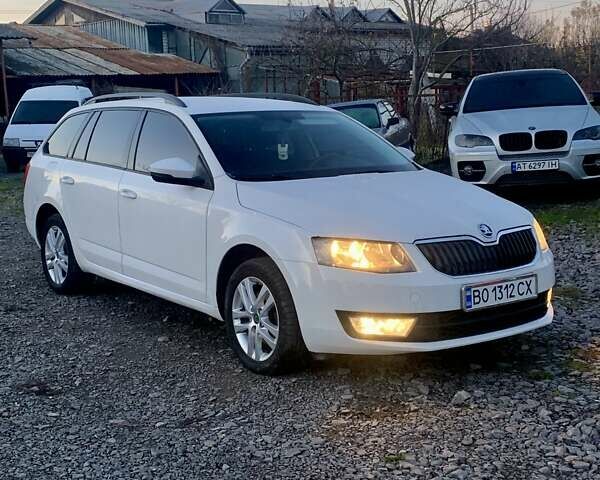 Белый Шкода Октавия, объемом двигателя 2 л и пробегом 189 тыс. км за 12750 $, фото 14 на Automoto.ua