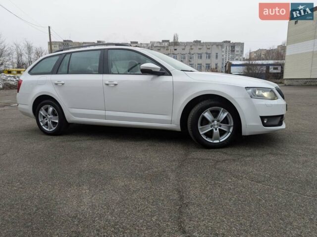 Білий Шкода Октавія, об'ємом двигуна 1.4 л та пробігом 206 тис. км за 12100 $, фото 4 на Automoto.ua