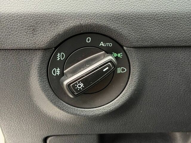 Белый Шкода Октавия, объемом двигателя 1.97 л и пробегом 260 тыс. км за 14800 $, фото 24 на Automoto.ua
