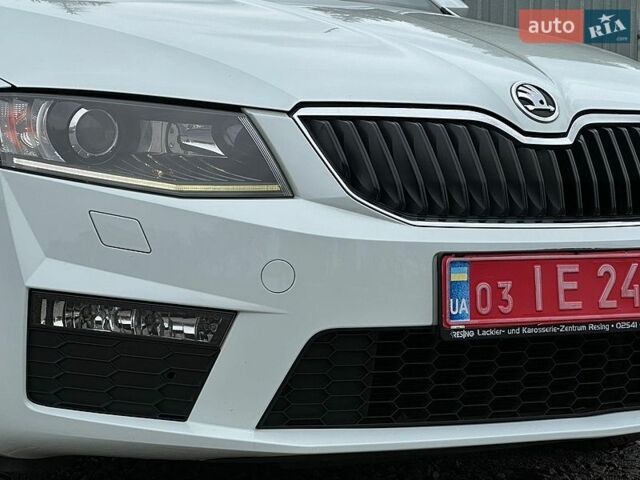 Белый Шкода Октавия, объемом двигателя 2 л и пробегом 245 тыс. км за 15700 $, фото 22 на Automoto.ua