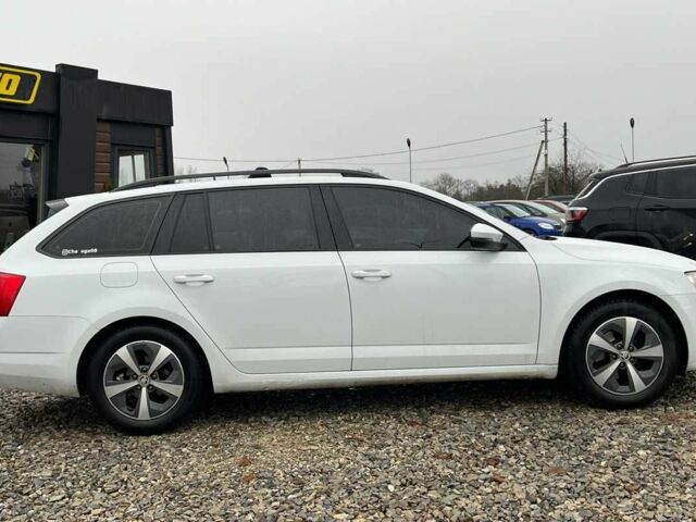 Белый Шкода Октавия, объемом двигателя 1.6 л и пробегом 260 тыс. км за 10999 $, фото 7 на Automoto.ua