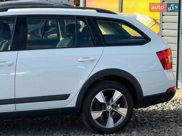 Белый Шкода Октавия, объемом двигателя 1.97 л и пробегом 234 тыс. км за 14999 $, фото 12 на Automoto.ua