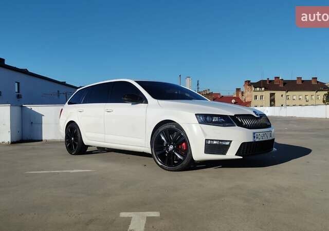 Белый Шкода Октавия, объемом двигателя 2 л и пробегом 307 тыс. км за 13500 $, фото 16 на Automoto.ua