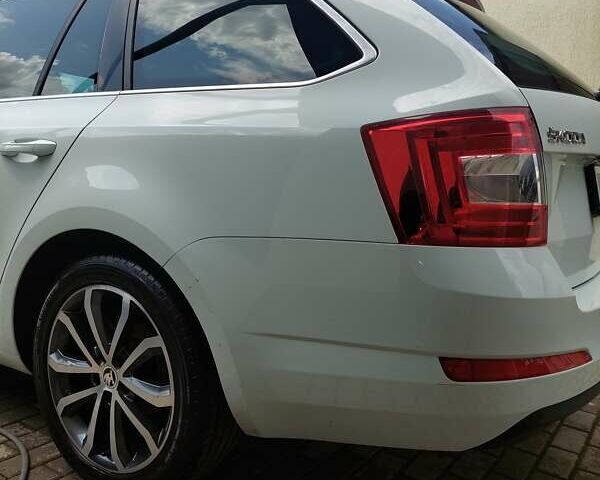 Белый Шкода Октавия, объемом двигателя 1.97 л и пробегом 250 тыс. км за 15200 $, фото 11 на Automoto.ua