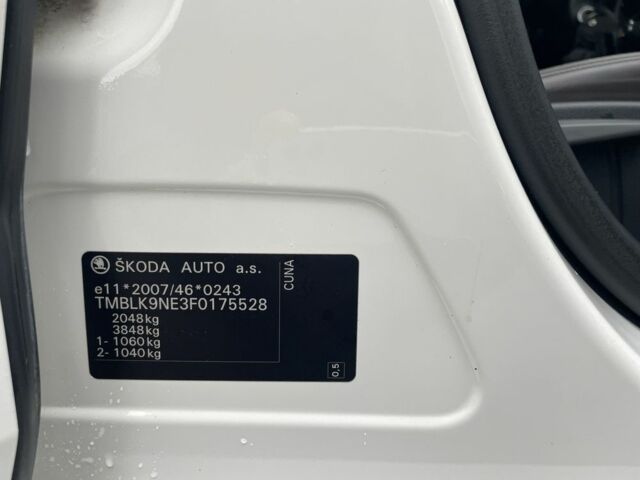 Белый Шкода Октавия, объемом двигателя 2 л и пробегом 284 тыс. км за 14900 $, фото 17 на Automoto.ua