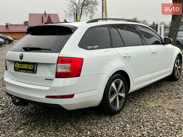 Белый Шкода Октавия, объемом двигателя 1.6 л и пробегом 260 тыс. км за 10999 $, фото 6 на Automoto.ua