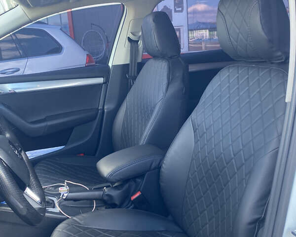 Білий Шкода Октавія, об'ємом двигуна 1.97 л та пробігом 333 тис. км за 11700 $, фото 6 на Automoto.ua