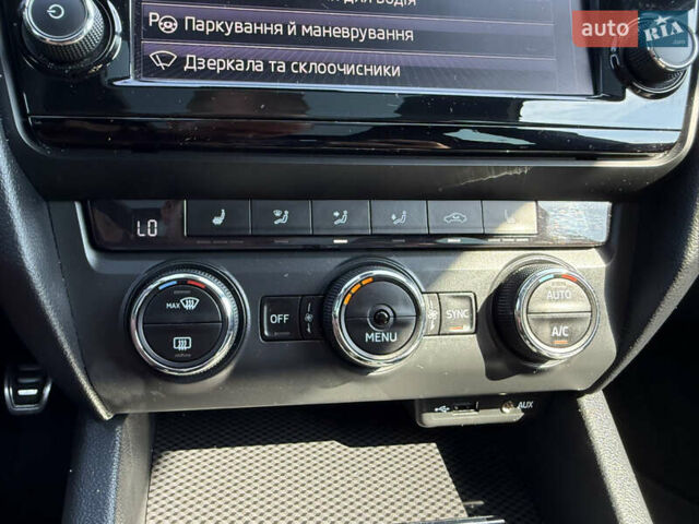 Білий Шкода Октавія, об'ємом двигуна 2 л та пробігом 165 тис. км за 14999 $, фото 77 на Automoto.ua