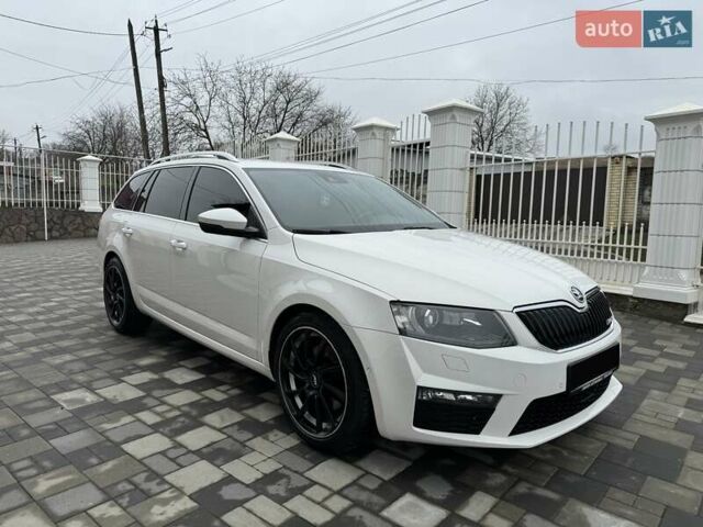 Белый Шкода Октавия, объемом двигателя 1.97 л и пробегом 268 тыс. км за 14500 $, фото 5 на Automoto.ua