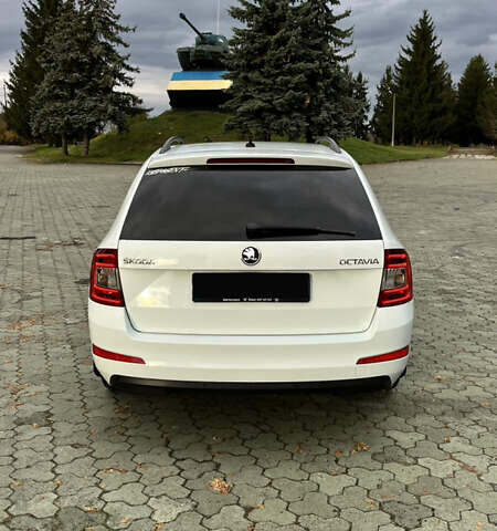 Шкода Октавия 2016 в Дубно на Automoto.ua Белый Шкода Октавия, объемом двигателя 1.6 л и пробегом 196 тыс. км за 13500 $, фото 5 на Automoto.ua