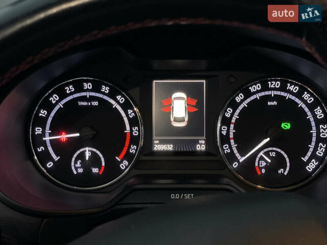 Белый Шкода Октавия, объемом двигателя 2 л и пробегом 269 тыс. км за 14999 $, фото 61 на Automoto.ua