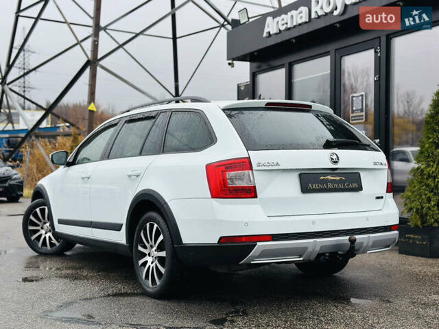 Белый Шкода Октавия, объемом двигателя 1.97 л и пробегом 303 тыс. км за 13900 $, фото 3 на Automoto.ua
