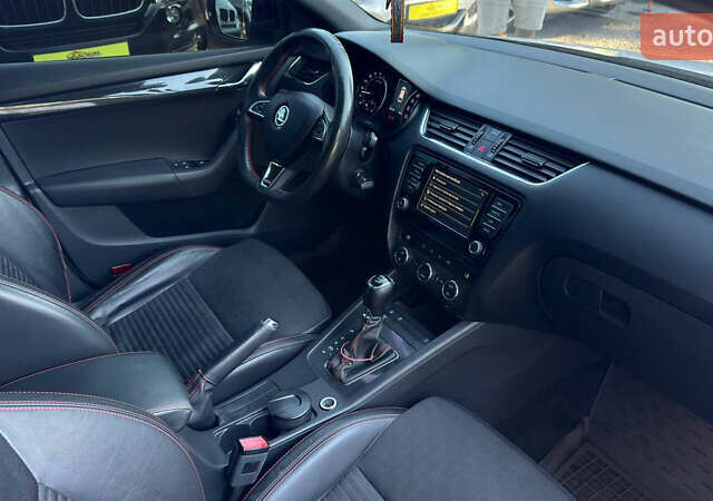 Білий Шкода Октавія, об'ємом двигуна 2 л та пробігом 267 тис. км за 16500 $, фото 10 на Automoto.ua