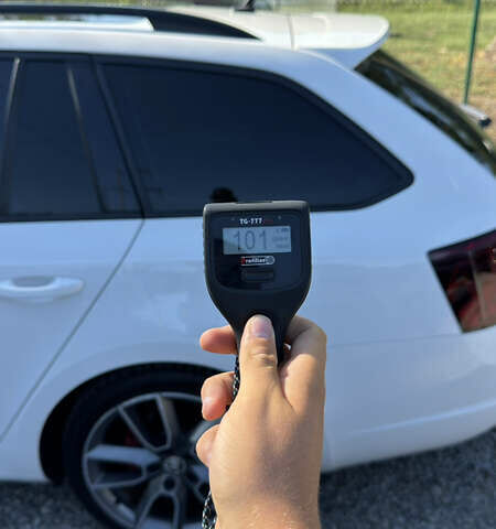 Білий Шкода Октавія, об'ємом двигуна 2 л та пробігом 267 тис. км за 16500 $, фото 31 на Automoto.ua