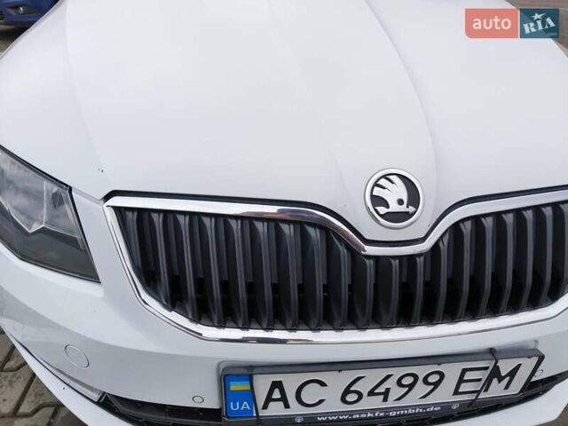 Білий Шкода Октавія, об'ємом двигуна 1.6 л та пробігом 280 тис. км за 11800 $, фото 12 на Automoto.ua
