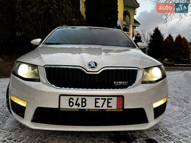 Білий Шкода Октавія, об'ємом двигуна 2 л та пробігом 255 тис. км за 13900 $, фото 1 на Automoto.ua