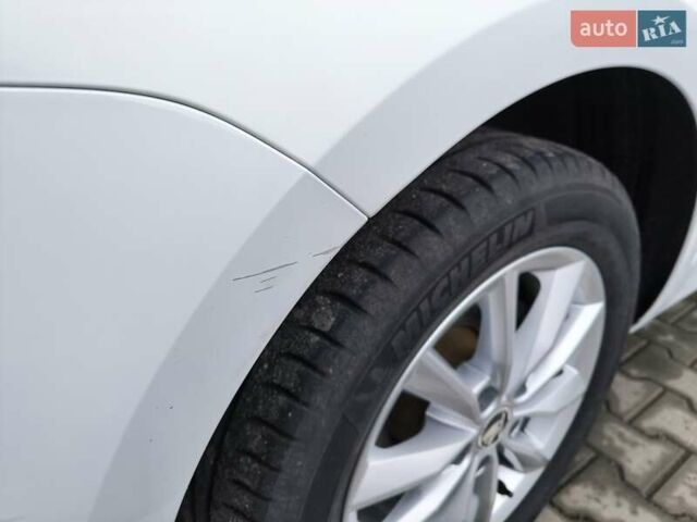Білий Шкода Октавія, об'ємом двигуна 1.6 л та пробігом 280 тис. км за 11800 $, фото 17 на Automoto.ua