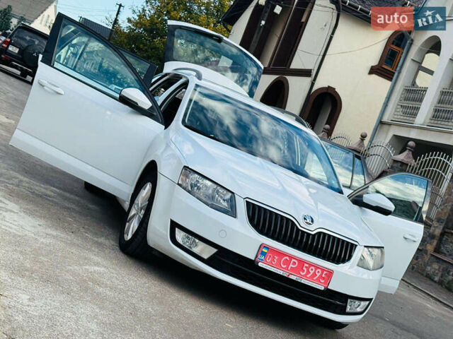 Шкода Октавия 2016 в Тячеве на Automoto.ua Белый Шкода Октавия, объемом двигателя 2 л и пробегом 228 тыс. км за 11700 $, фото 1 на Automoto.ua