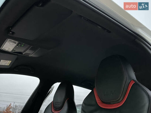 Белый Шкода Октавия, объемом двигателя 2 л и пробегом 269 тыс. км за 14999 $, фото 68 на Automoto.ua