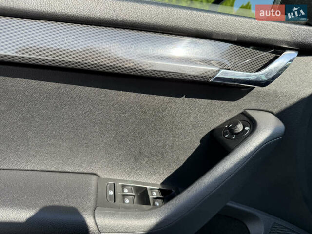 Білий Шкода Октавія, об'ємом двигуна 2 л та пробігом 165 тис. км за 14999 $, фото 66 на Automoto.ua