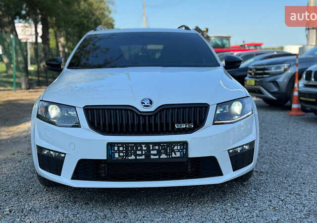 Білий Шкода Октавія, об'ємом двигуна 2 л та пробігом 267 тис. км за 16500 $, фото 4 на Automoto.ua