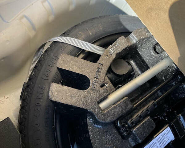 Белый Шкода Октавия, объемом двигателя 1.97 л и пробегом 242 тыс. км за 17500 $, фото 21 на Automoto.ua