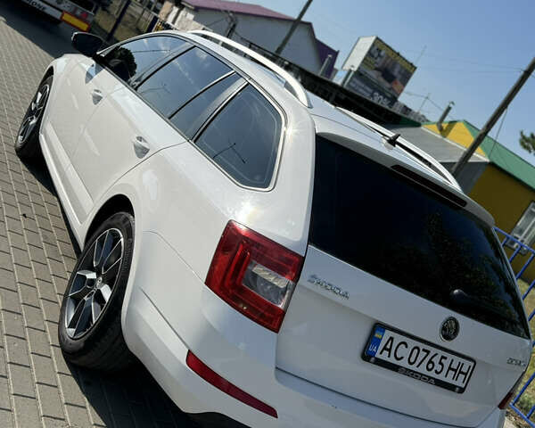 Шкода Октавия 2016 в Турийск на Automoto.ua Белый Шкода Октавия, объемом двигателя 1.97 л и пробегом 321 тыс. км за 11299 $, фото 7 на Automoto.ua