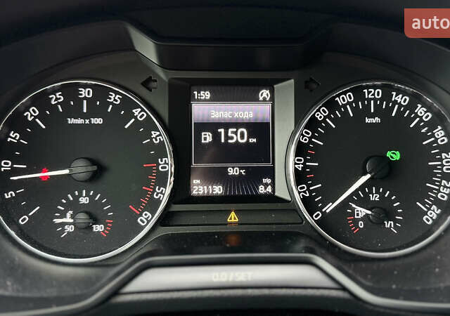 Белый Шкода Октавия, объемом двигателя 1.6 л и пробегом 231 тыс. км за 11850 $, фото 43 на Automoto.ua