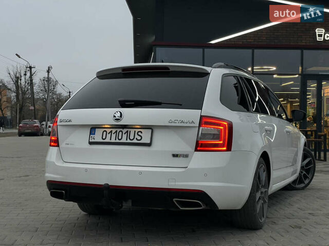 Белый Шкода Октавия, объемом двигателя 2 л и пробегом 269 тыс. км за 14999 $, фото 43 на Automoto.ua