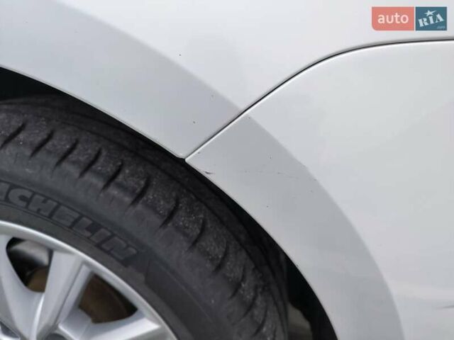 Білий Шкода Октавія, об'ємом двигуна 1.6 л та пробігом 280 тис. км за 11800 $, фото 21 на Automoto.ua