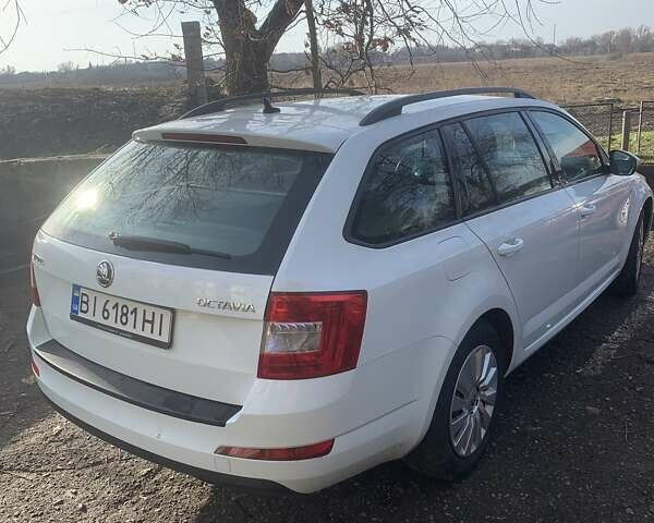 Белый Шкода Октавия, объемом двигателя 1.6 л и пробегом 300 тыс. км за 12300 $, фото 11 на Automoto.ua