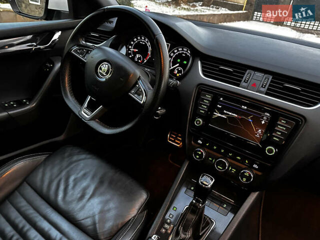 Білий Шкода Октавія, об'ємом двигуна 2 л та пробігом 255 тис. км за 13900 $, фото 70 на Automoto.ua